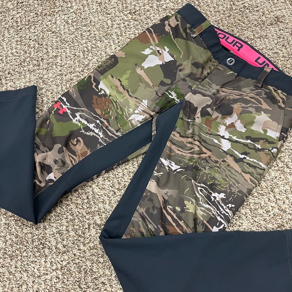 Under Armour Camo Pants - Picture 2 of 4